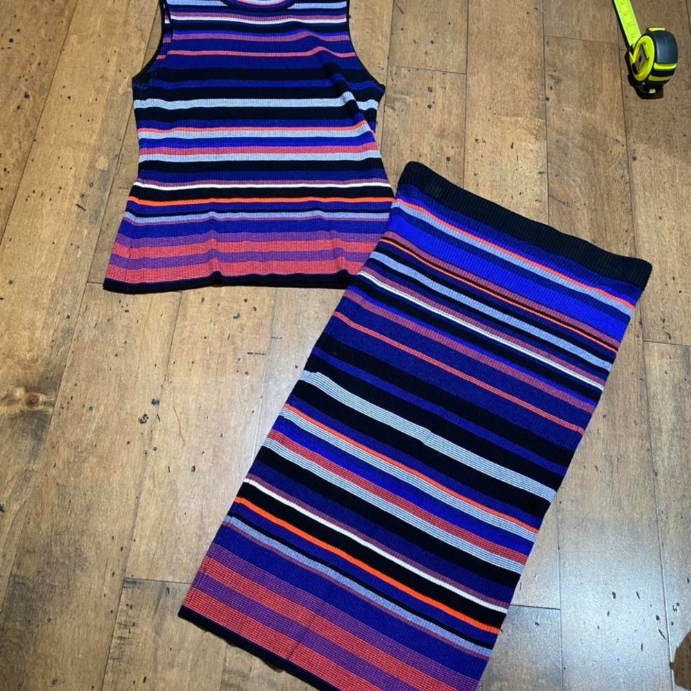 New York & Company striped knit Size medium‎ top & bottom